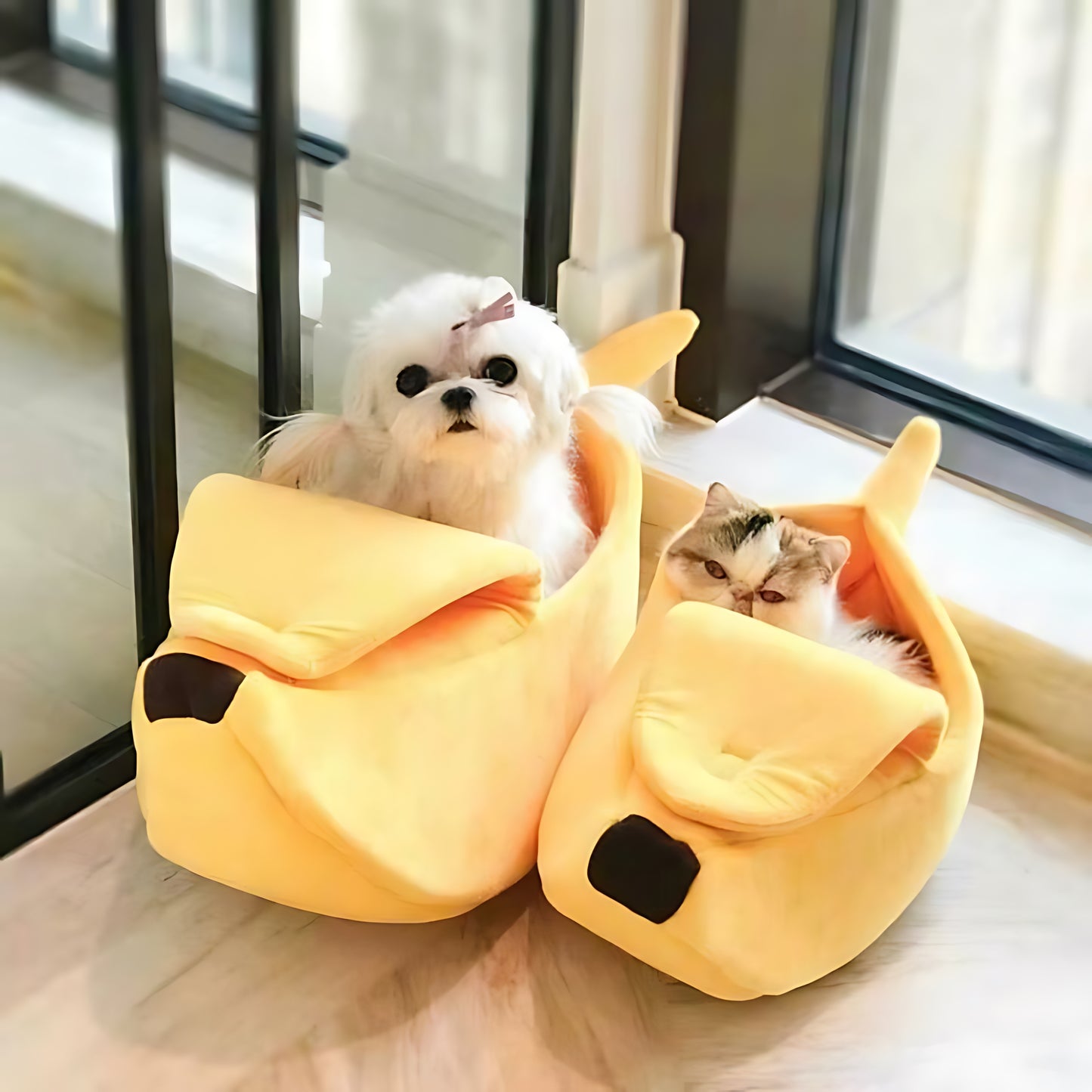 Banana Cat Bed House – Cute & Cozy Plush Pet Bed for Cats & Small Dogs