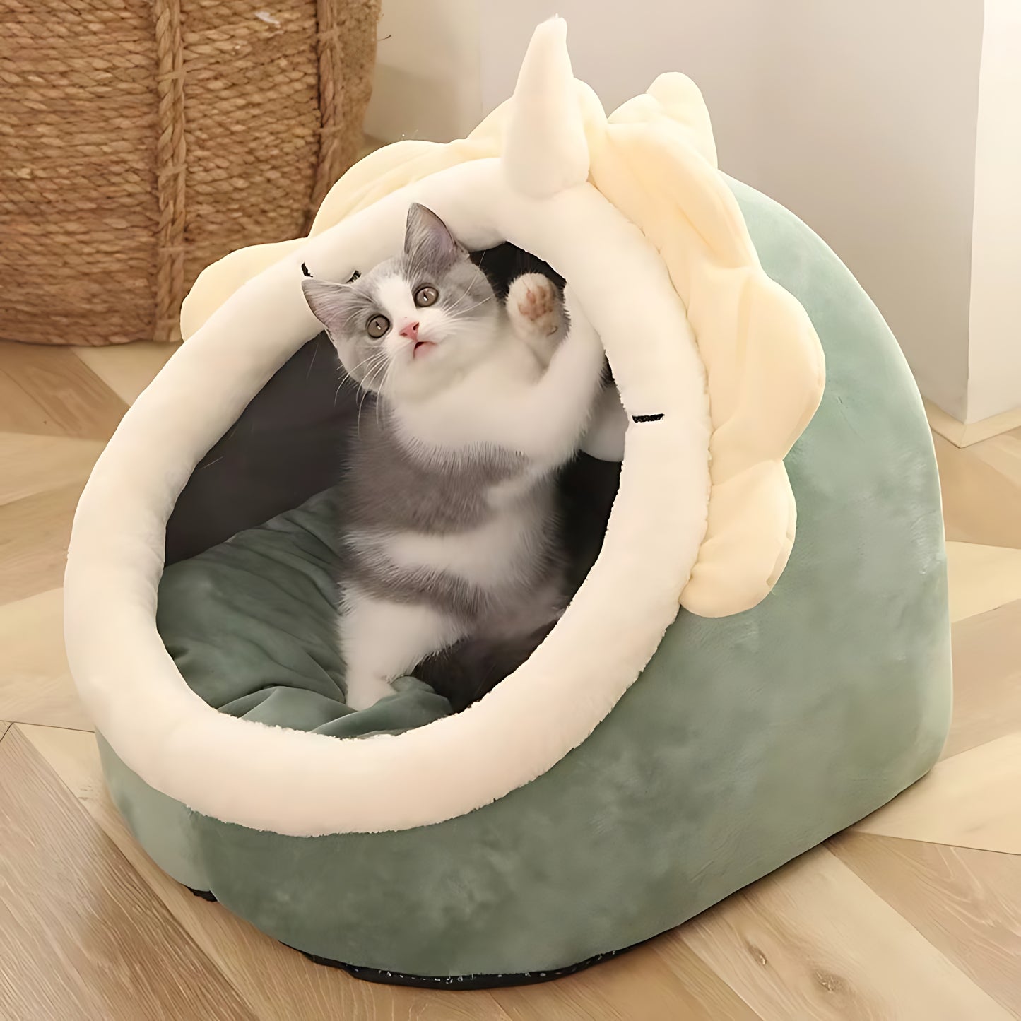 Premium Luxury Cat Cave Bed – Soft Enclosed Sleeping House for Pets